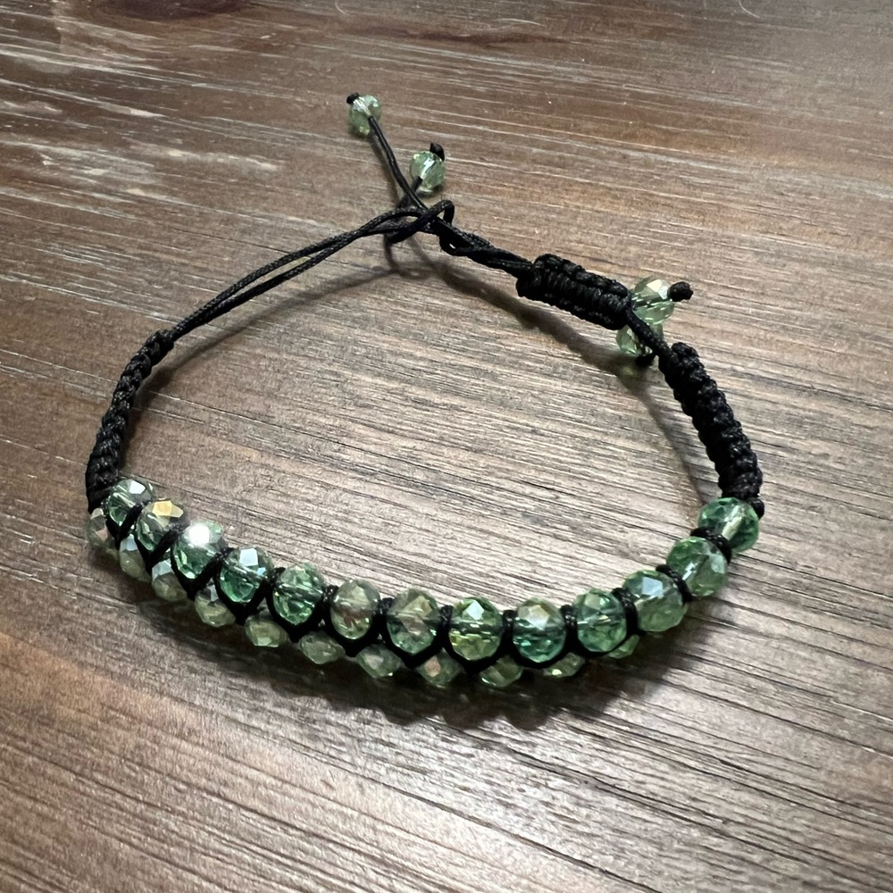 Green Glass gem bracelet, adjustable black cord